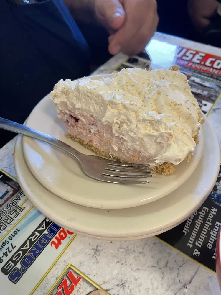 Strawberry Cream Pie